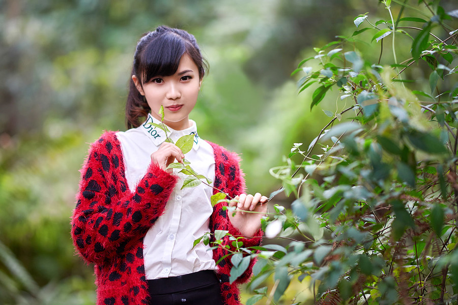 时尚美女清纯迷人图