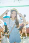 夏日狂欢少女小清新青春图