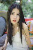 长发美女森林清纯图